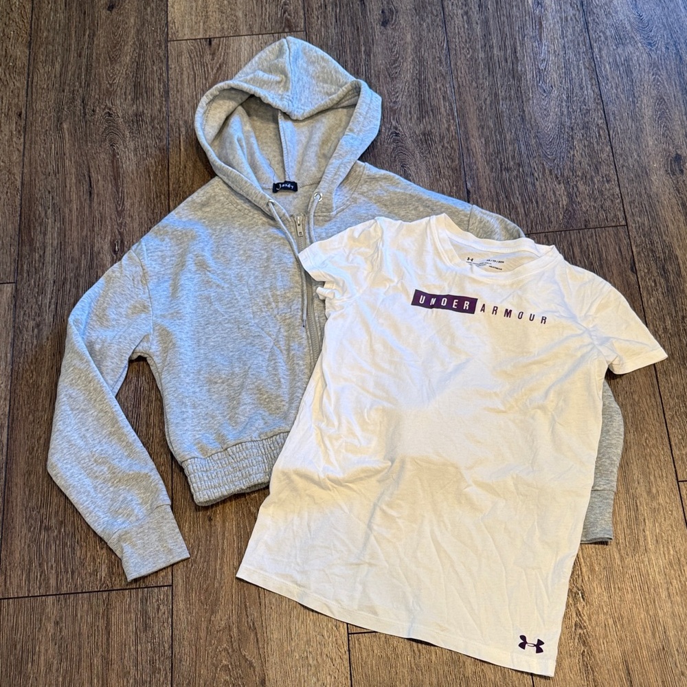 Under Armour Gray Zip Hoodie S and White purple under Armour T-shirt extra small